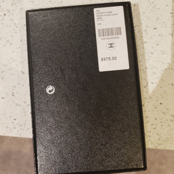 **SOLD**100% Authentic Chanel ClassicLambskin Flap - Picture 6 of 17